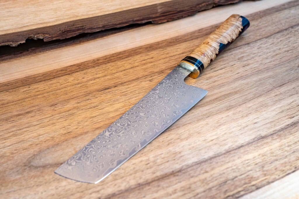 Kitchen knife — Damasc Stabilized wood & buffalo horn