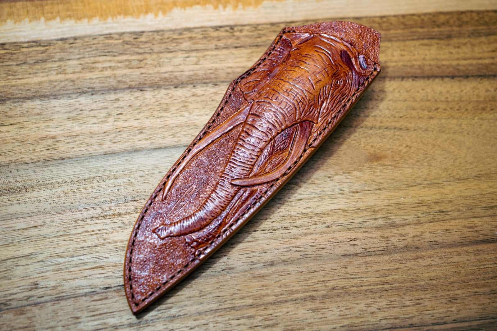 Hunting knife leather sheath